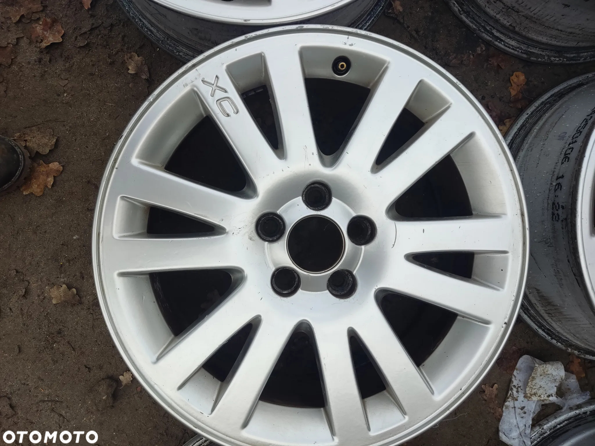 Felgi aluminiowe Volvo 17 cali 5x108 30643772 - 3