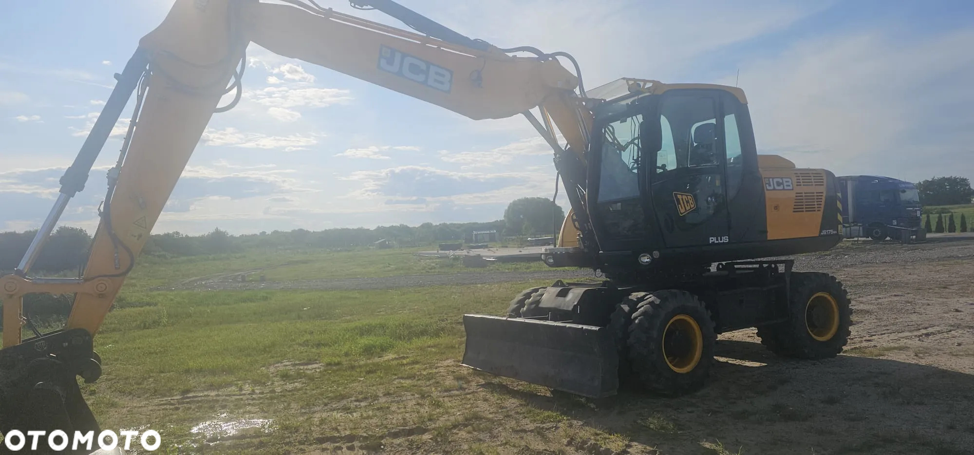 JCB JS 175W+ - 16