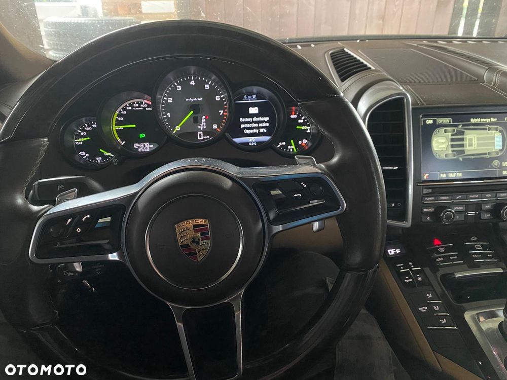 Porsche Cayenne S Hybrid Tiptronic S - 10