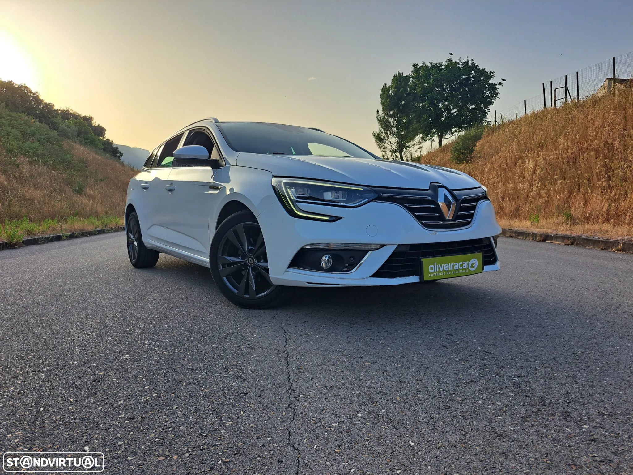 Renault Mégane Sport Tourer 1.5 Blue dCi Intens - 9
