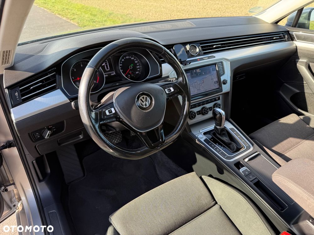Volkswagen Passat 2.0 TDI SCR (BlueMotion Technology) DSG Comfortline - 6