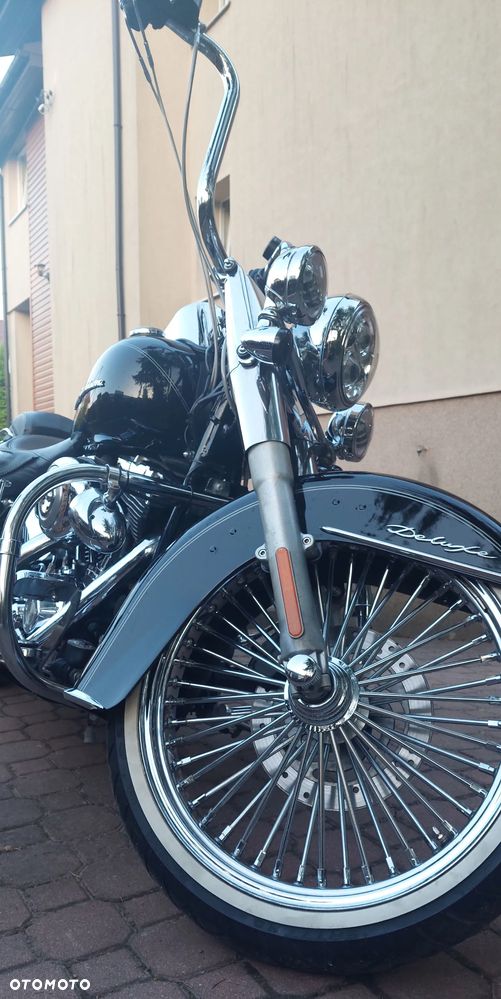 Harley-Davidson Softail Deluxe - 9