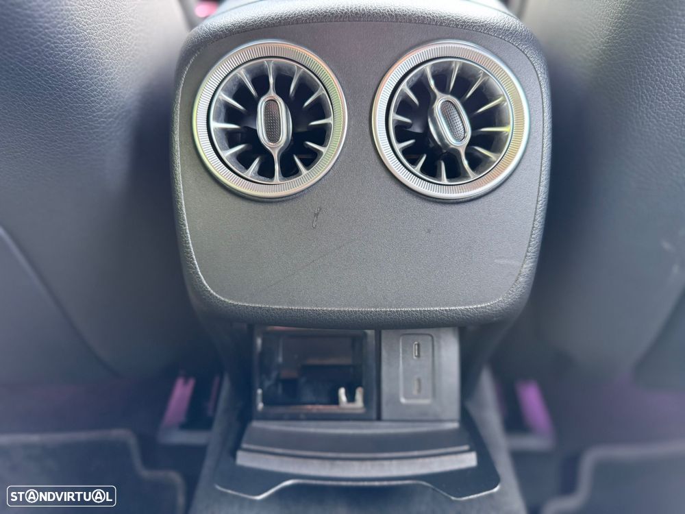 Mercedes-Benz E 220 d AMG Line - 24