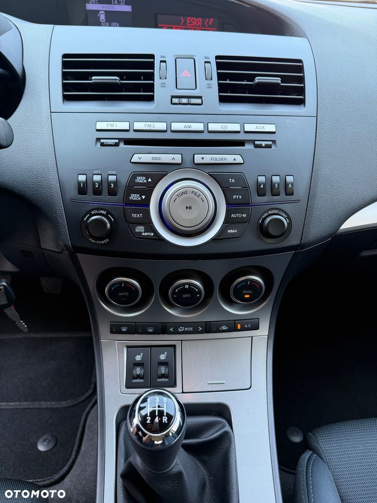 Mazda 3 1.6 Sport Active - 12