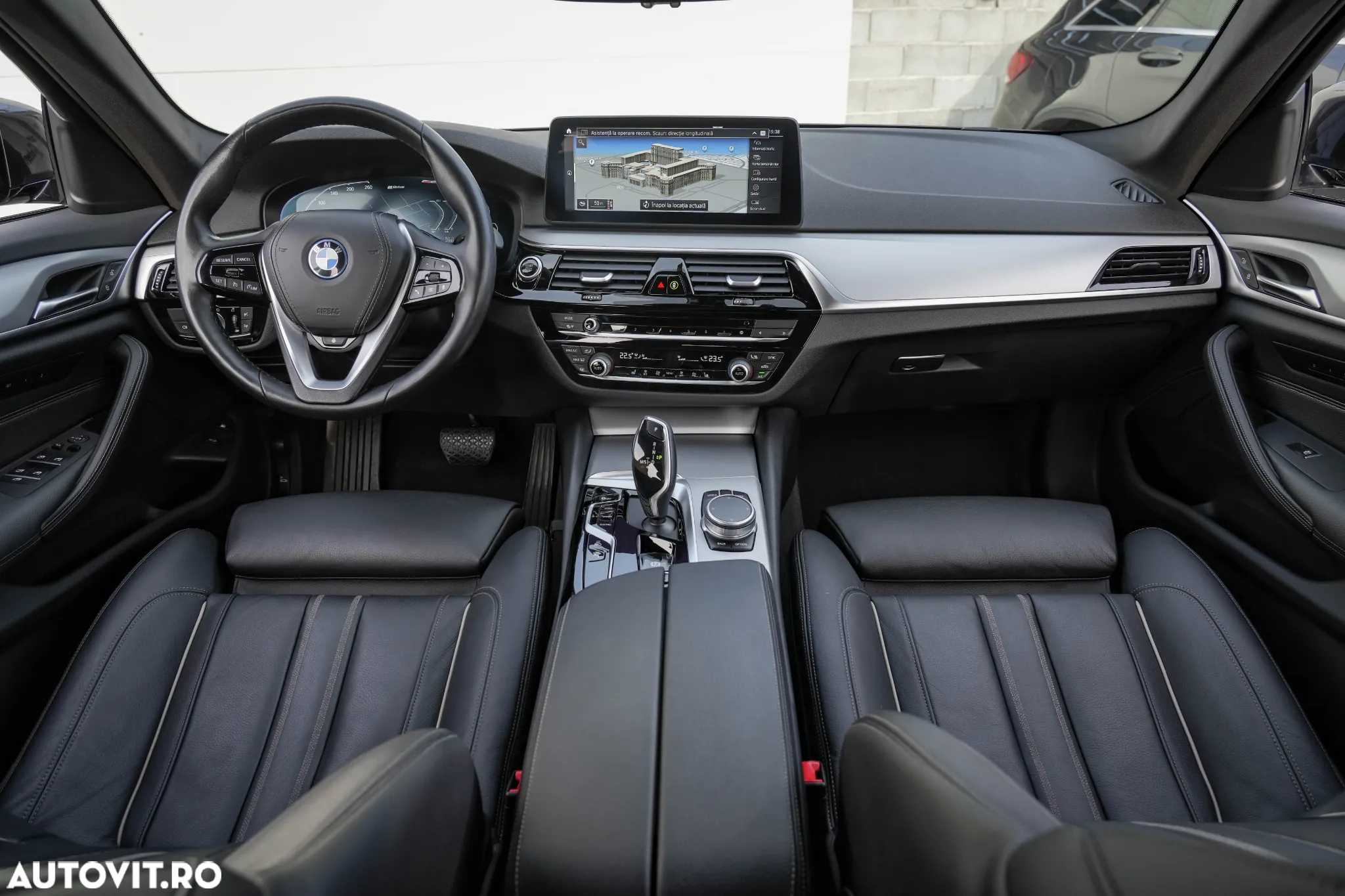 BMW Seria 5 530e iPerformance Aut. Luxury Line - 8