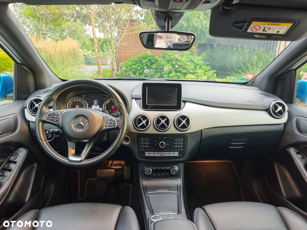 Mercedes-Benz Klasa B (Electric Drive) 250 e - 12