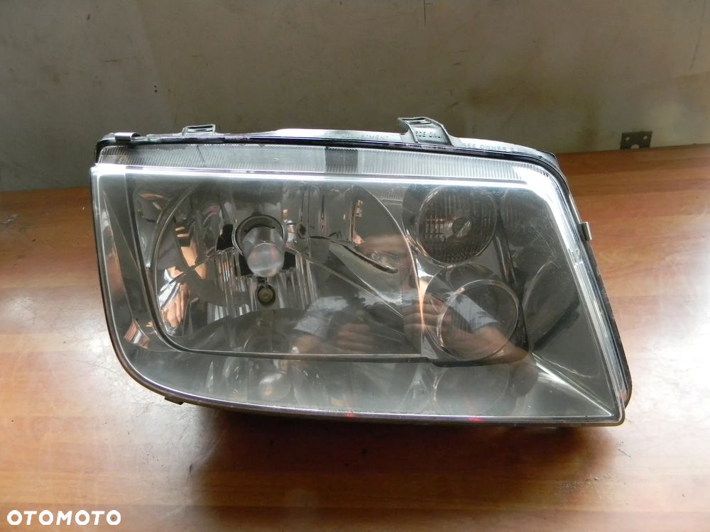 lampa prawa przód VW BORA EUROPA - 2