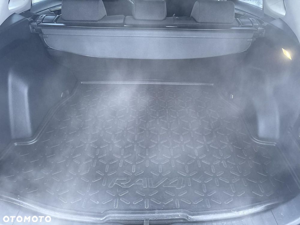 Toyota RAV4 - 17
