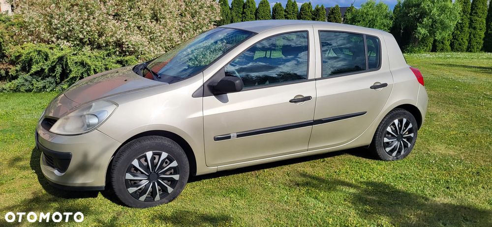 Renault Clio 1.2 16V Dynamique - 3