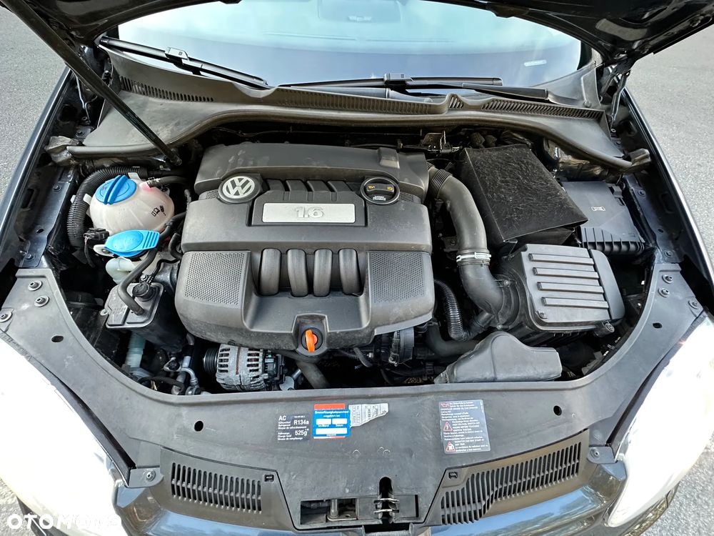 Volkswagen Golf 1.6 United - 31