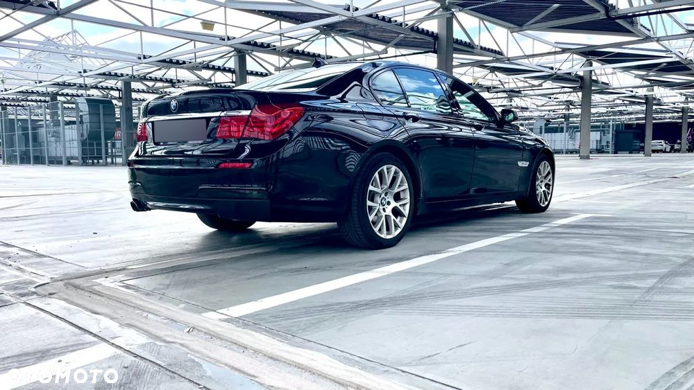 BMW Seria 7 730d - 8