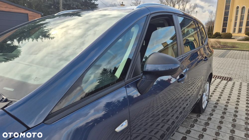 Opel Zafira - 34
