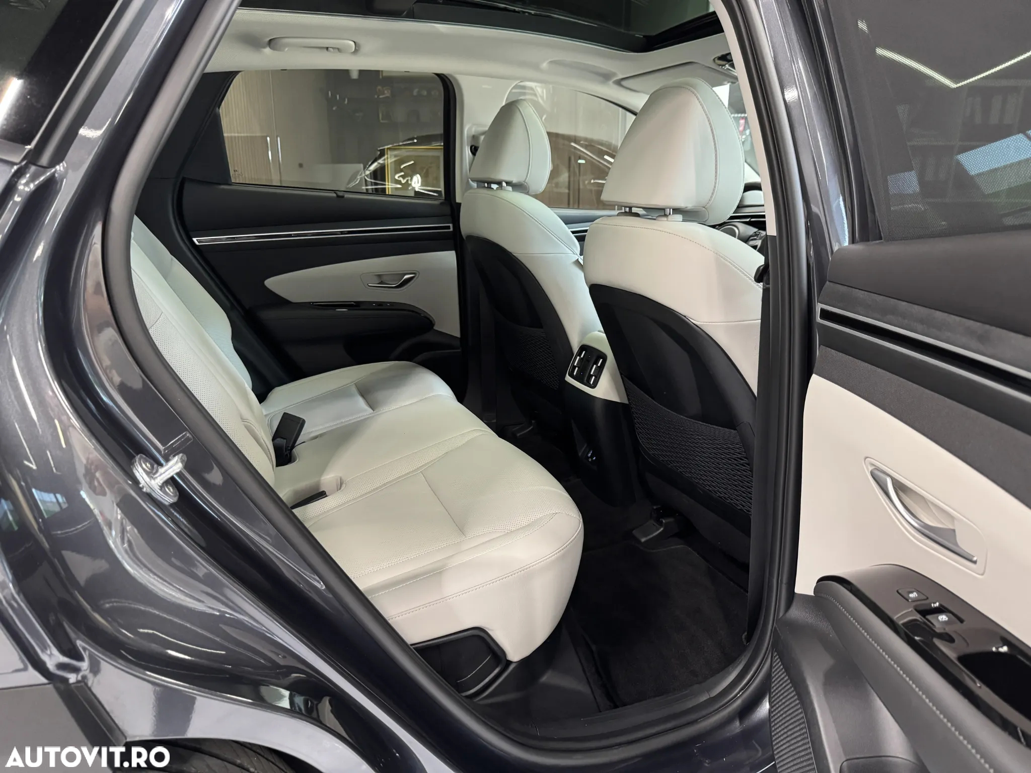Hyundai Tucson PHEV 1.6 l 265 CP 4WD 6AT Premium - 13