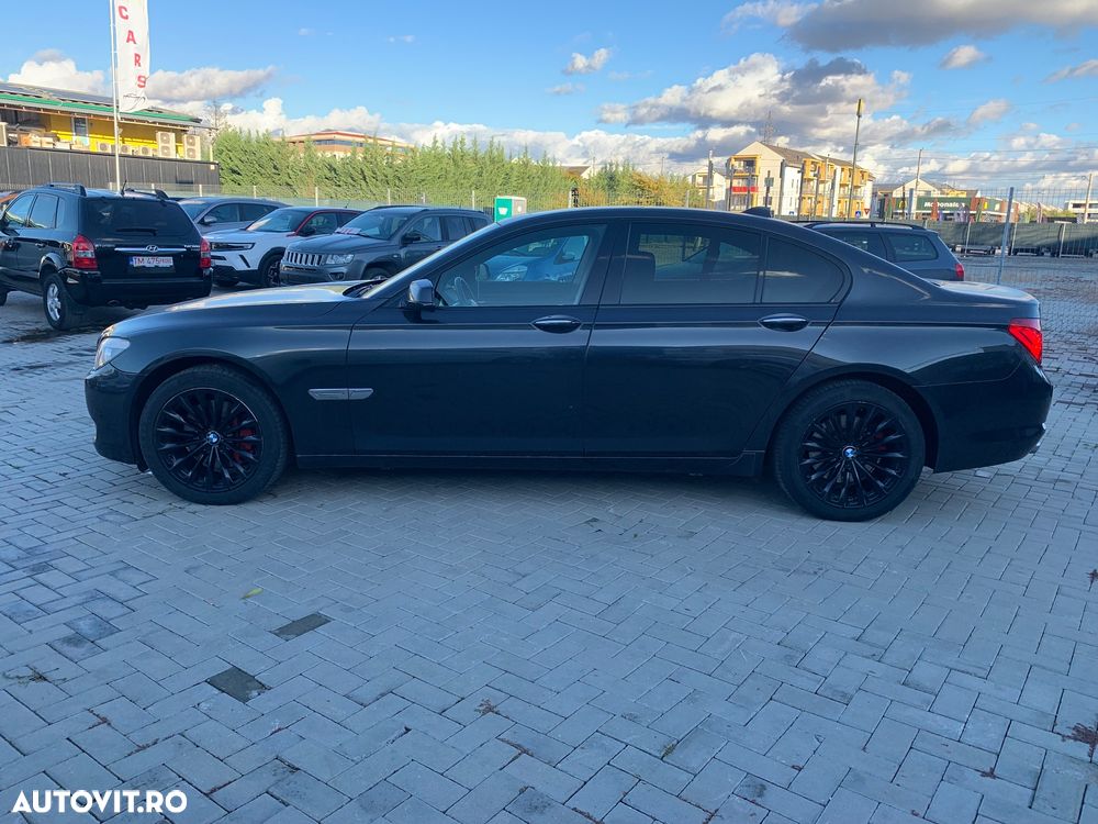 BMW Seria 7 730d xDrive - 9
