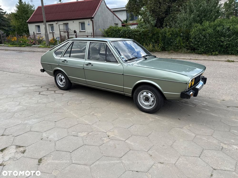 Volkswagen Passat - 15