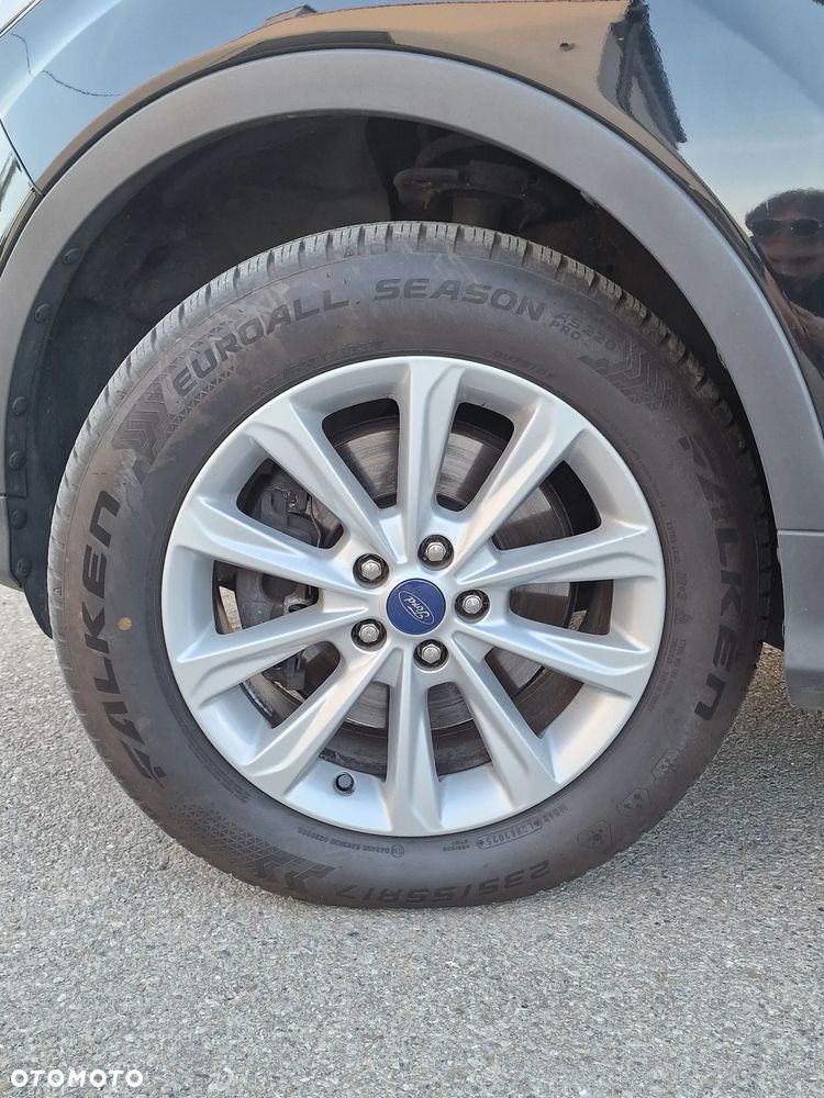 Ford Kuga 2.0 TDCi AWD Titanium - 32