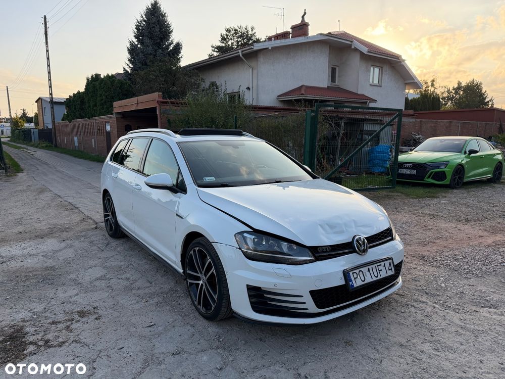 Volkswagen Golf 2.0 TDI BMT GTD DSG - 3