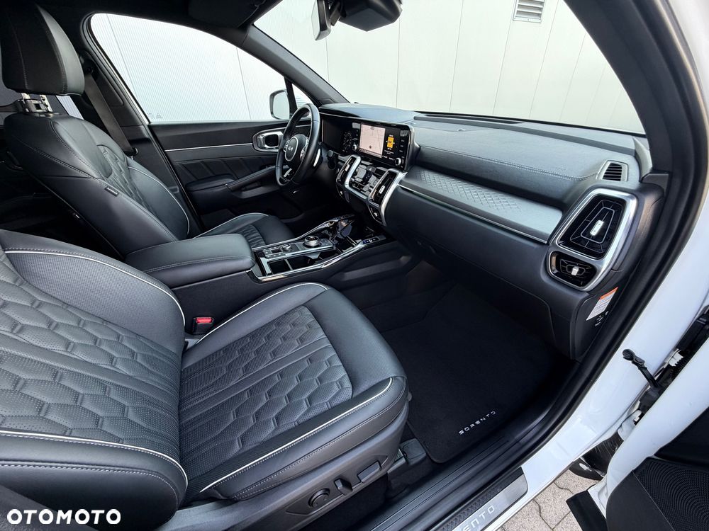 Kia Sorento - 35