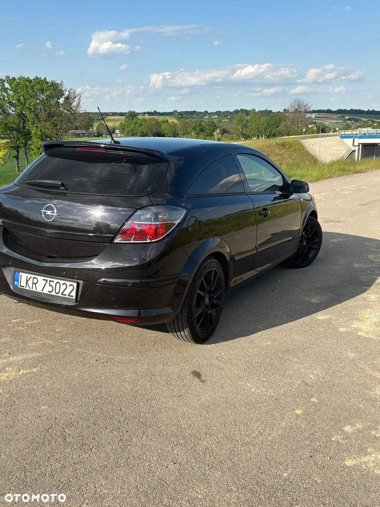 Opel Astra 1.9 CDTI Cosmo - 10