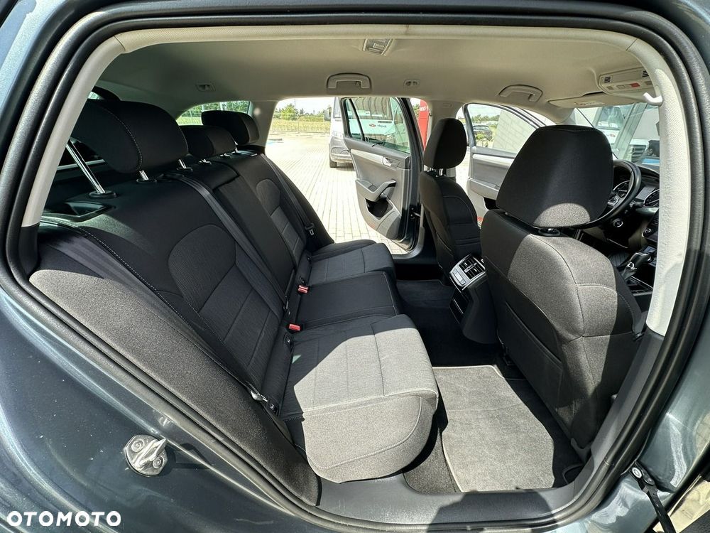 Skoda Superb 2.0 TDI SCR Ambition DSG - 12