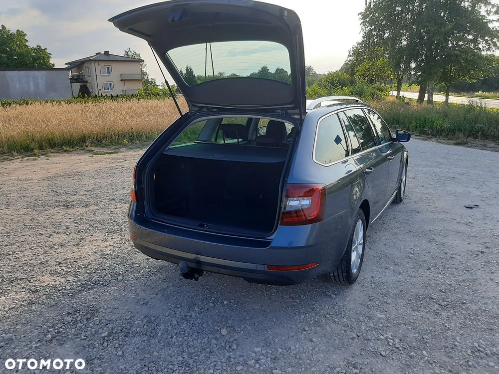 Skoda Octavia 1.6 TDI Sport Edition - 6