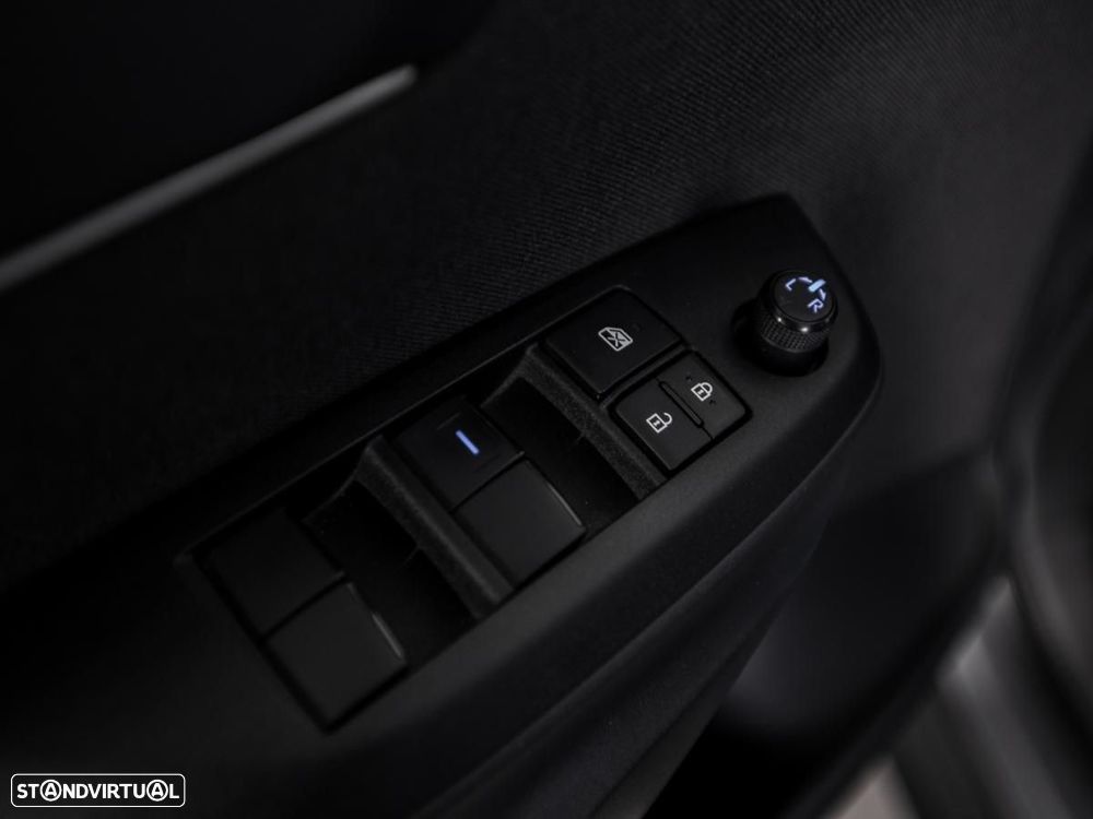 Toyota Yaris Cross 1.5 HDF Comfort Plus - 13