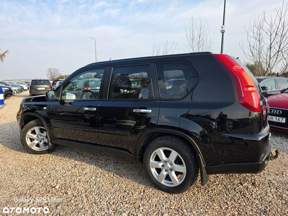 Nissan X-Trail 2.5 4x4 CVT-Automatik SE - 13