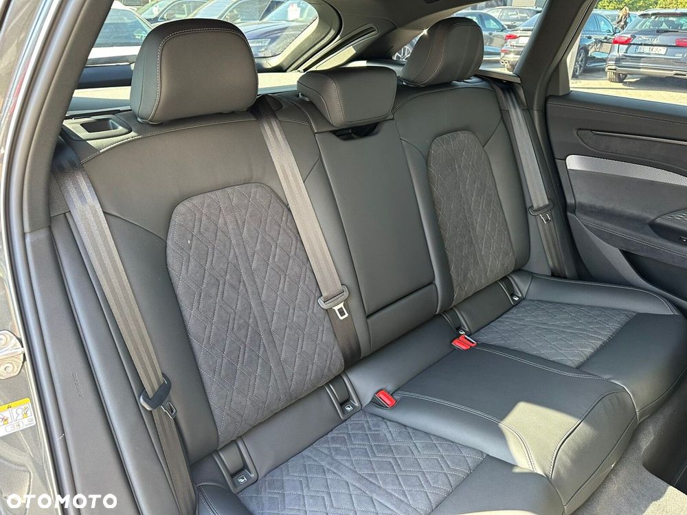 Audi A6 Avant - 24