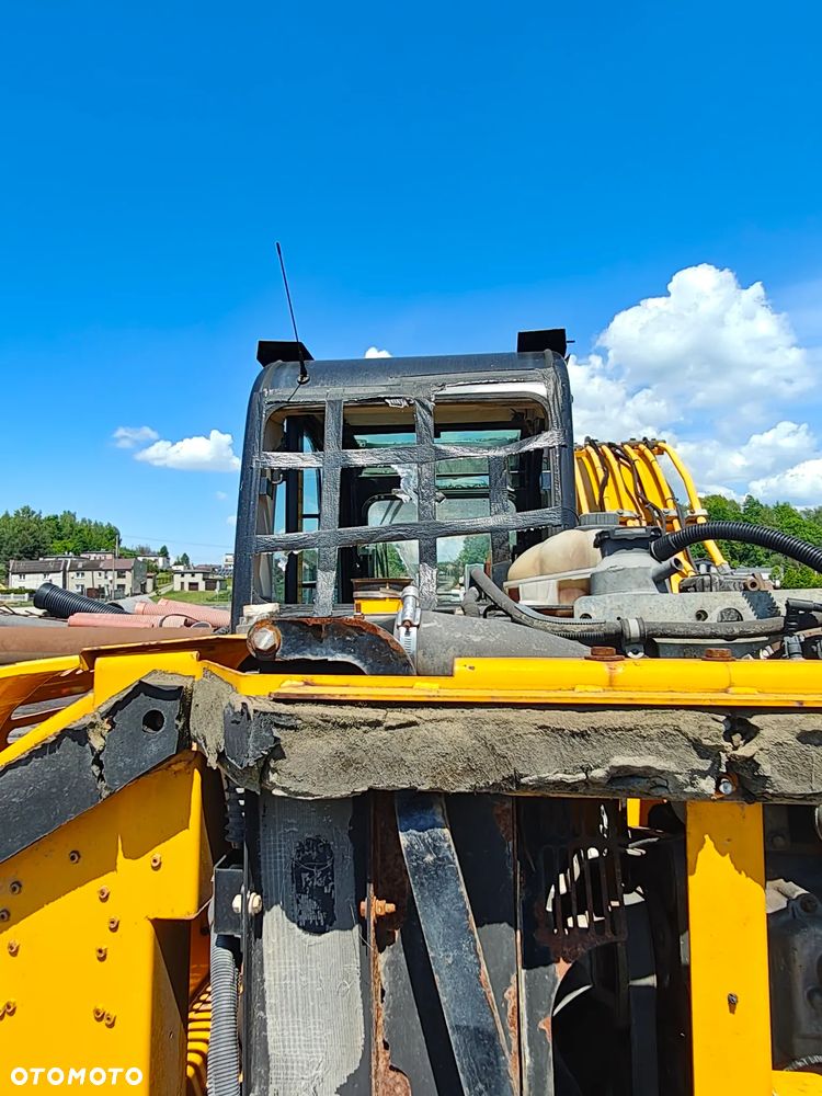 JCB JS 145LC - 22
