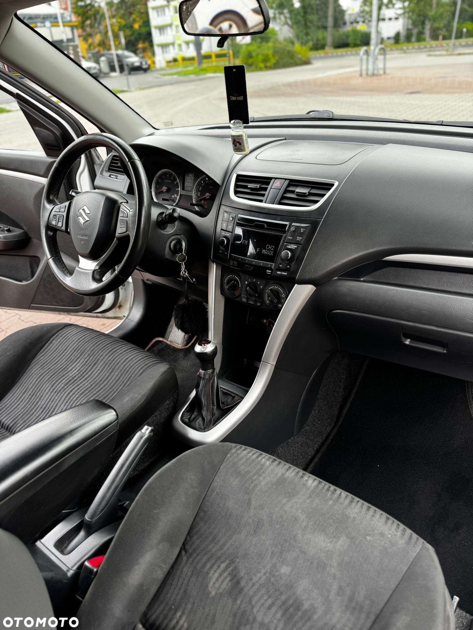 Suzuki Swift 1.2 BlackWhite - 17