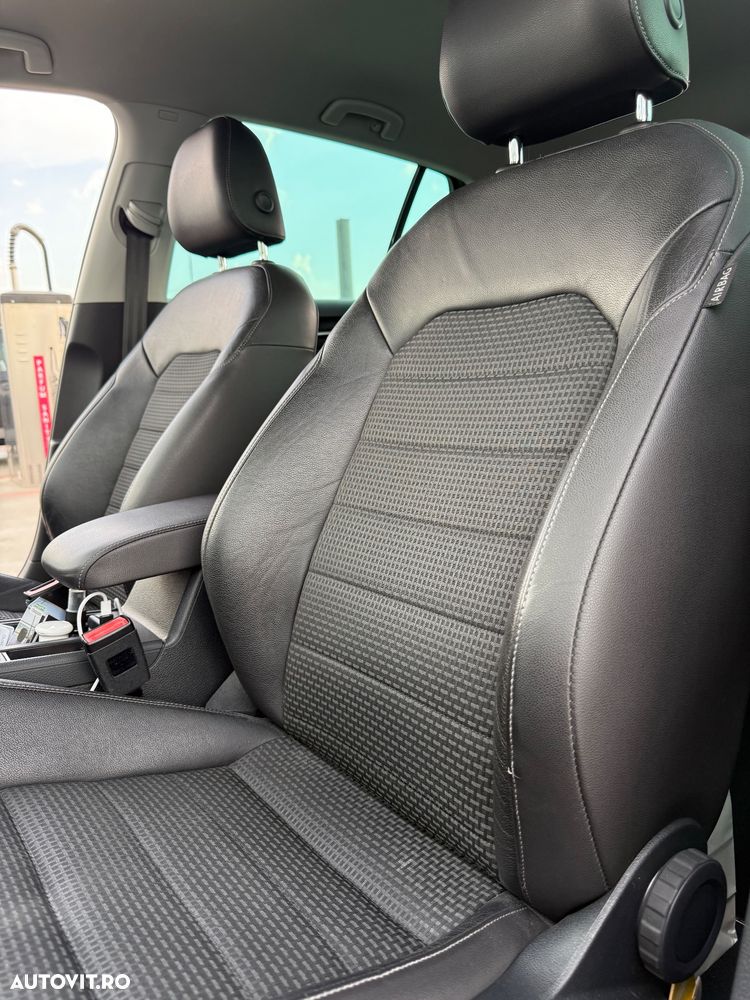 Volkswagen Golf - 11