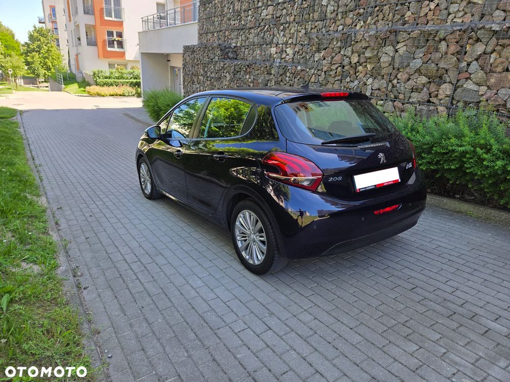 Peugeot 208 1.2 PureTech GPF Signature S&S - 6