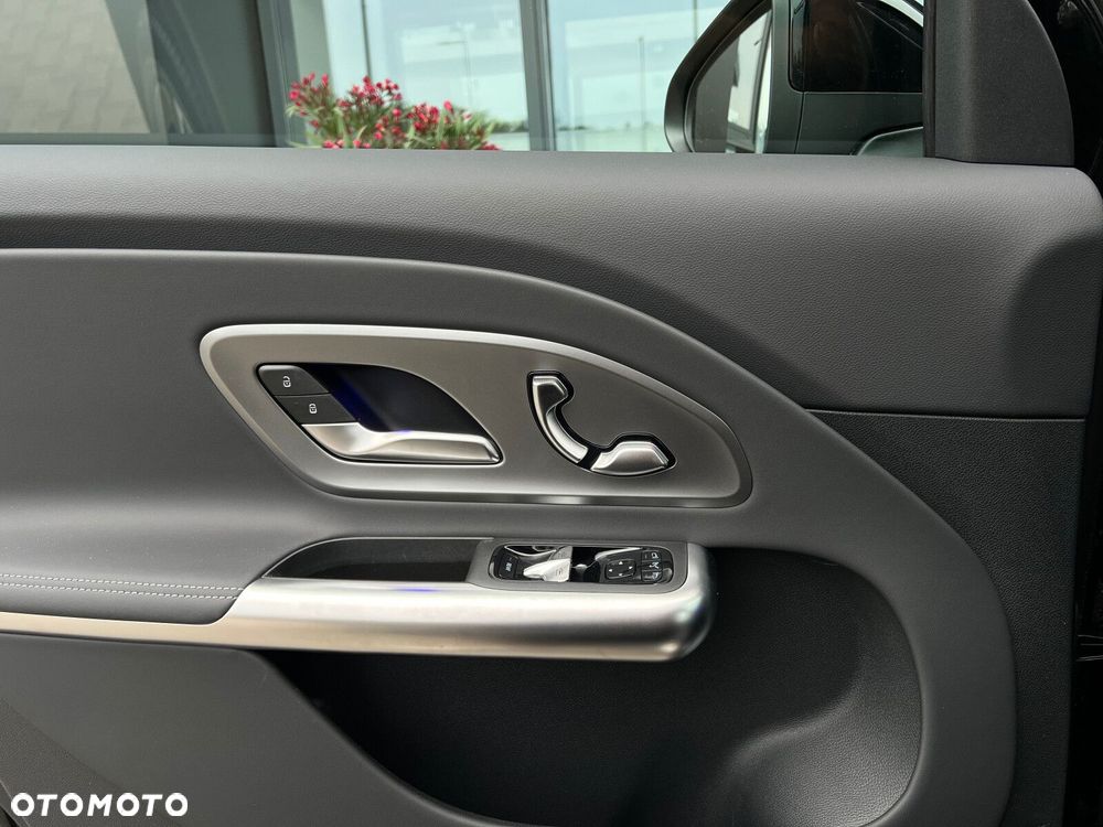 Mercedes-Benz GLB 250+ EQ 85kWh - 9