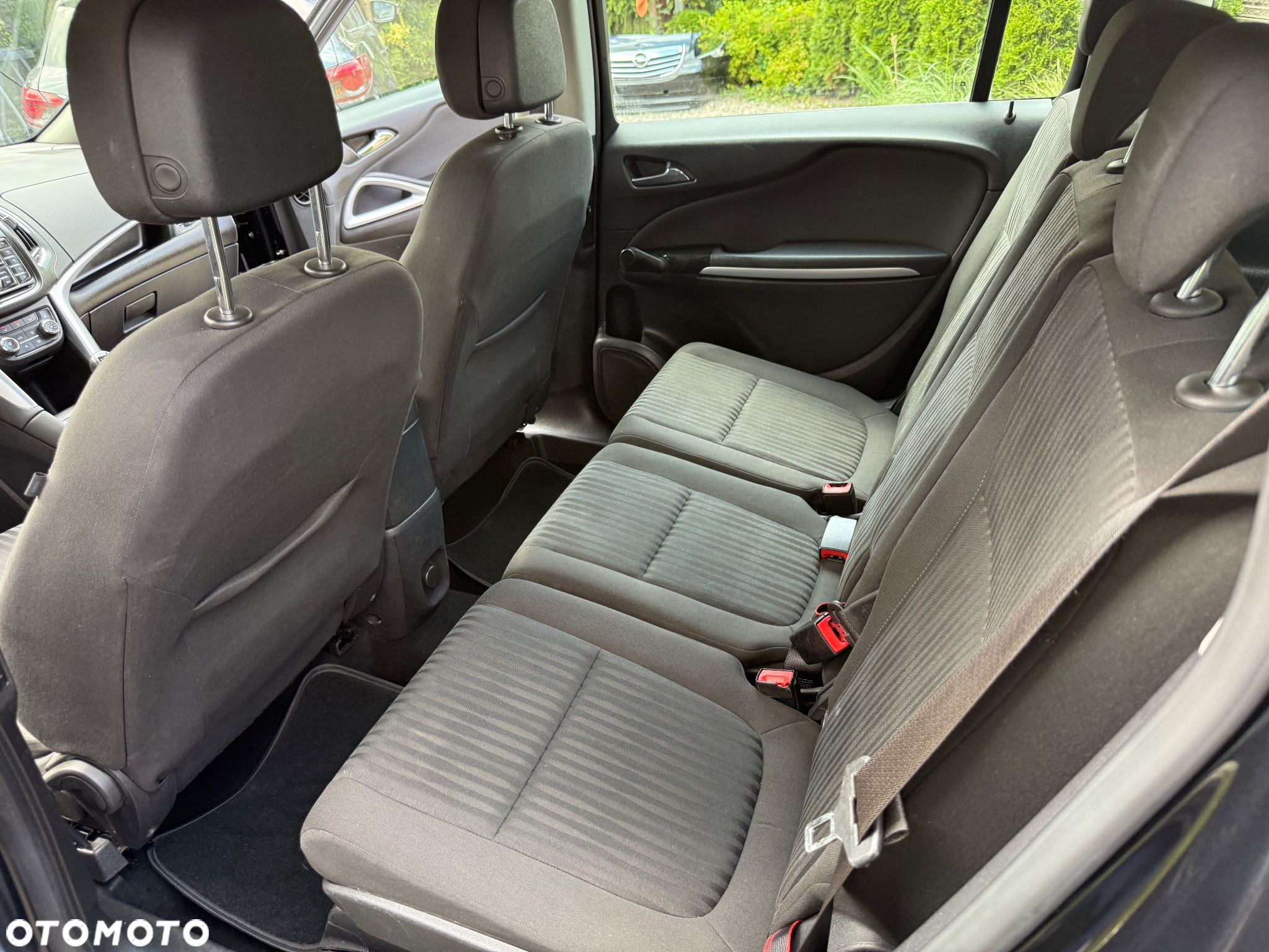 Opel Zafira 1.4 Turbo Edition - 10