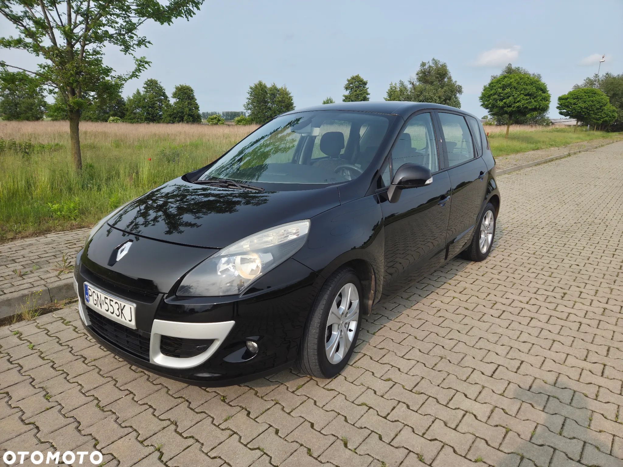 Renault Scenic dCi 110 LIMITED - 1