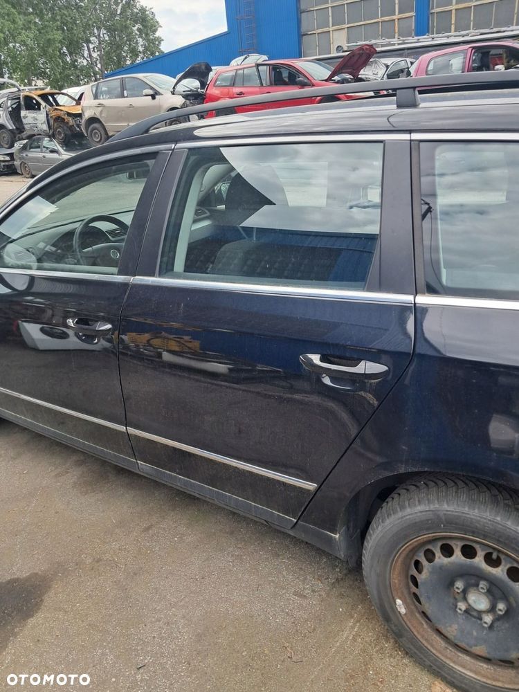 VW PASSAT B6 05-10 Kombi Variant Drzwi lewy tył LC9X Bez rdzy - 2