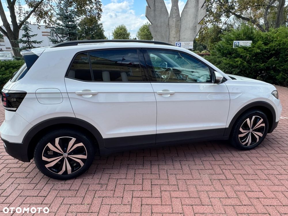 Volkswagen T-Cross - 11