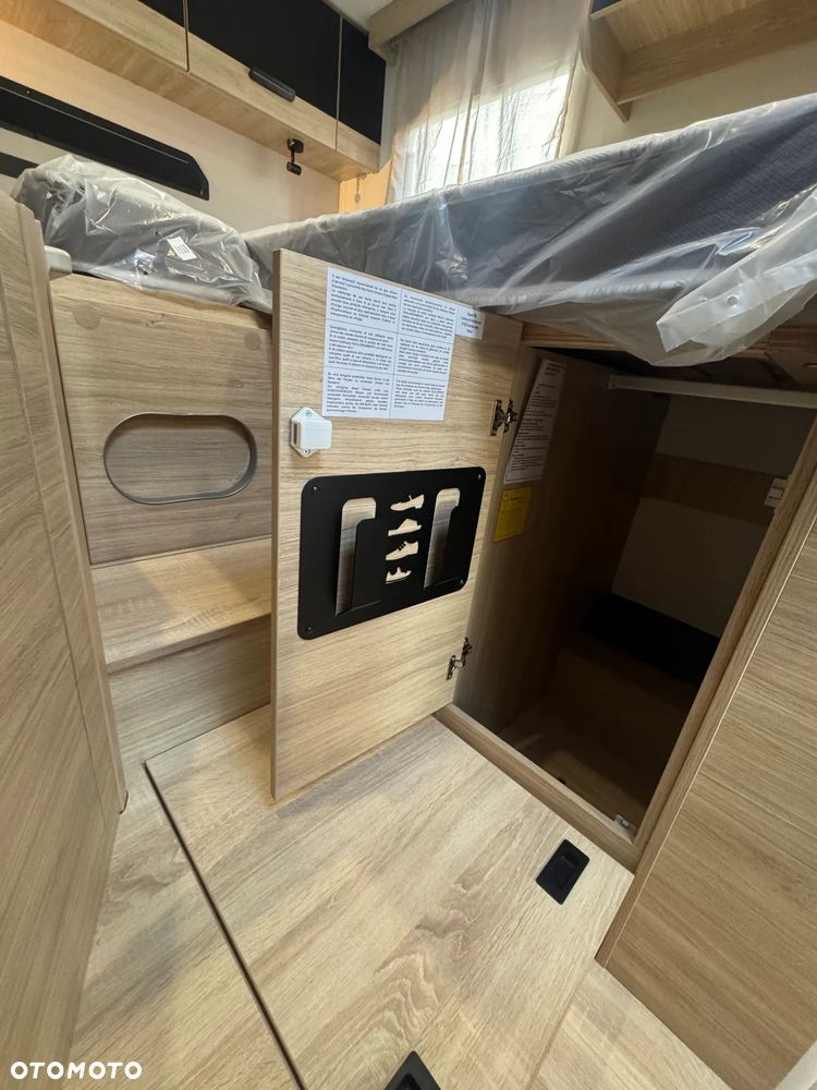 Ford Chausson 627 Titanium Line - 31