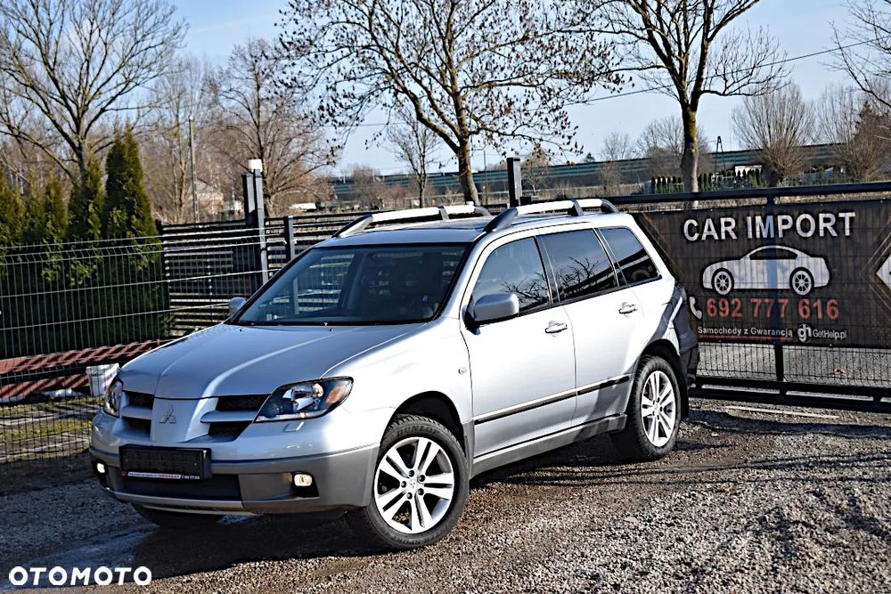 Mitsubishi Outlander 2.4 4WD Automatik Intense - 1