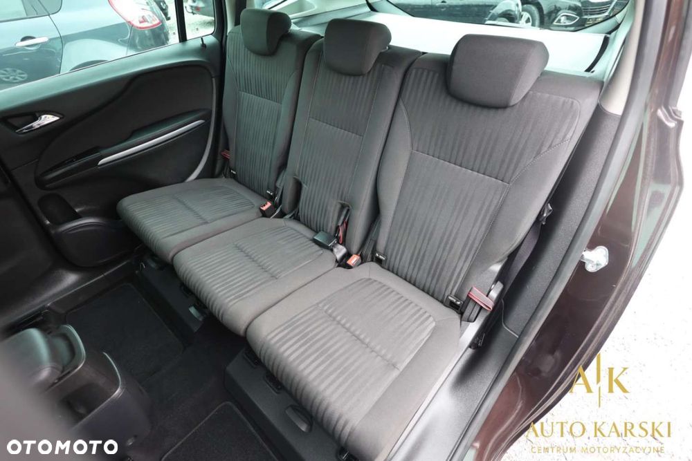 Opel Zafira - 36