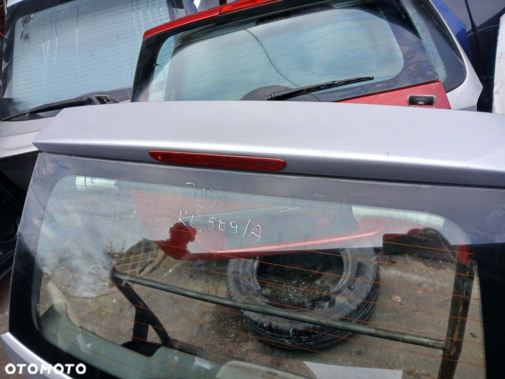 Fiat Grande Punto klapa bagażnika 3D kod lakieru 589/A - 2