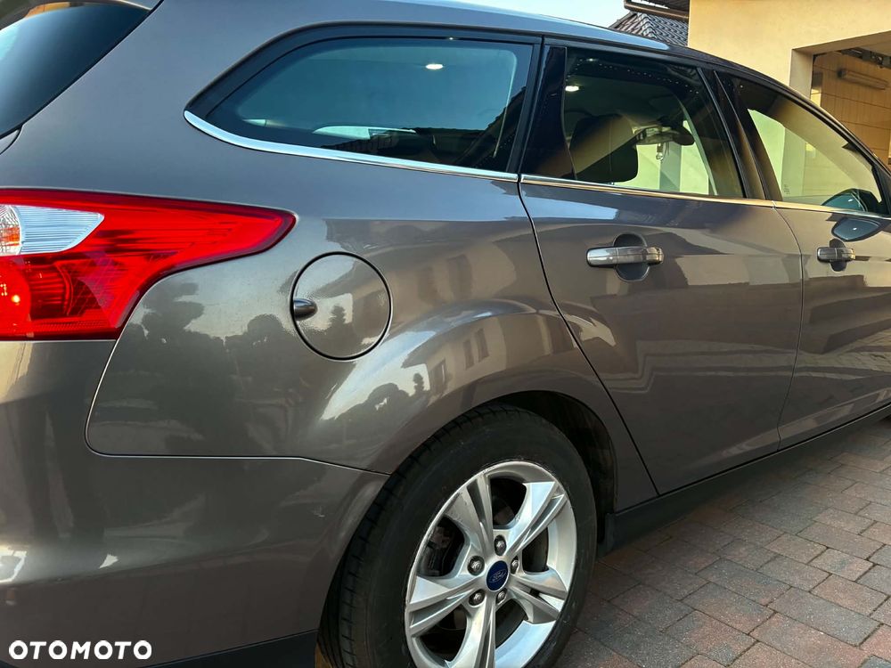 Ford Focus 1.6 Trend Sport - 4