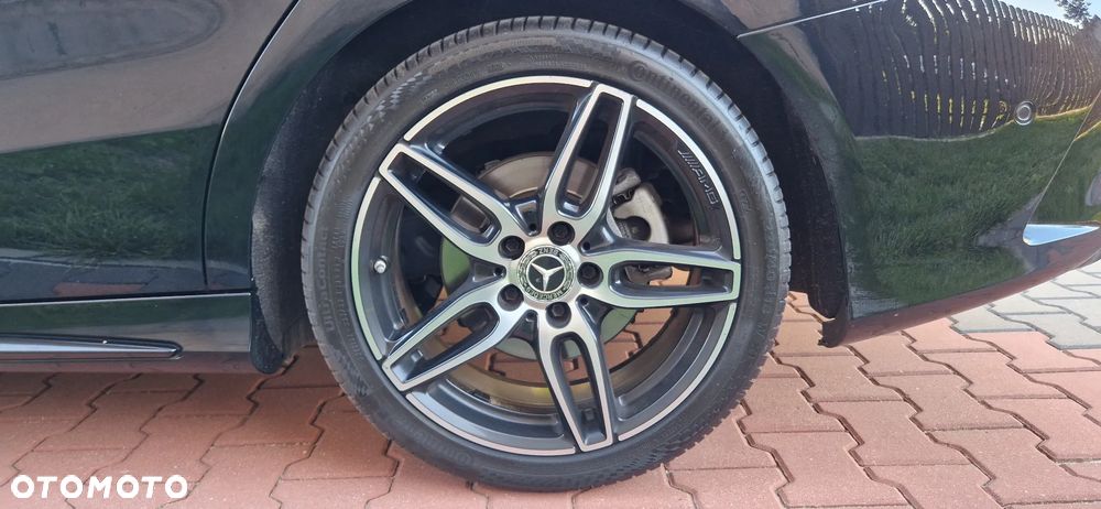 Mercedes-Benz CLA 200 7G-DCT AMG Line - 31