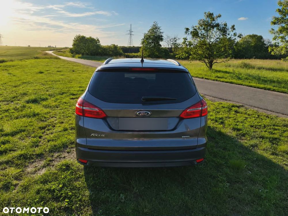Ford Focus 1.0 EcoBoost Titanium ASS - 6