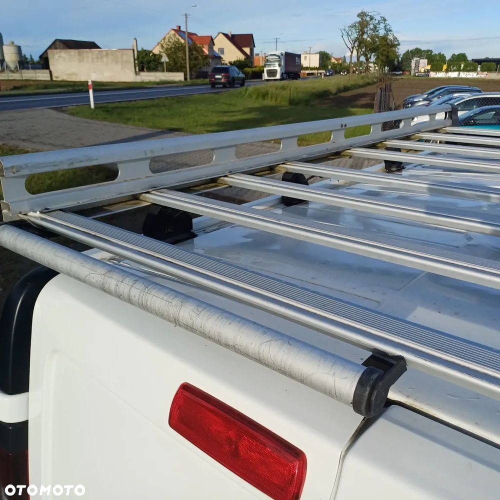 Renault Trafic - 6