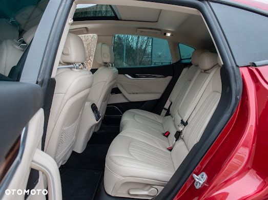 Maserati Levante S Q4 GranLusso - 18