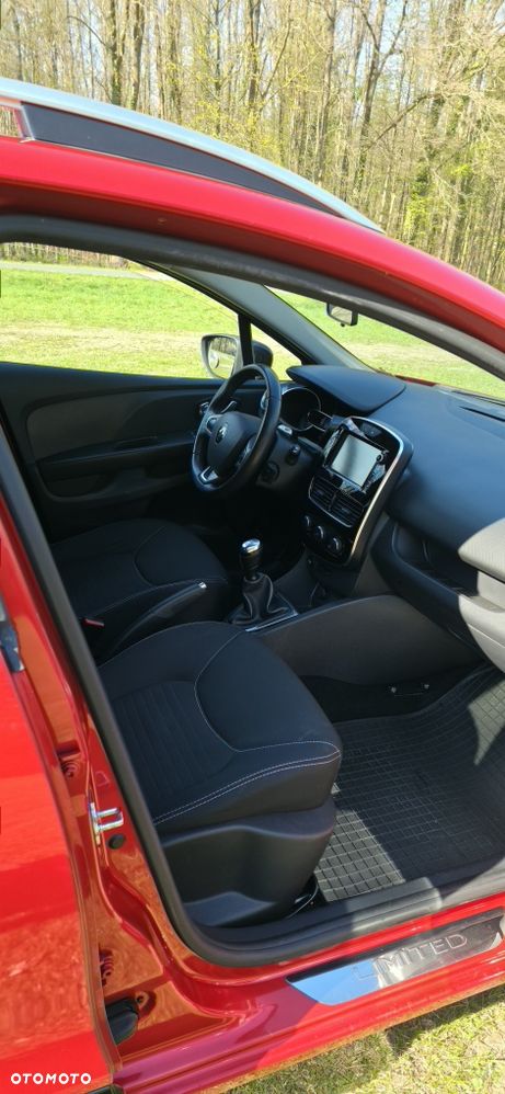 Renault Clio - 8