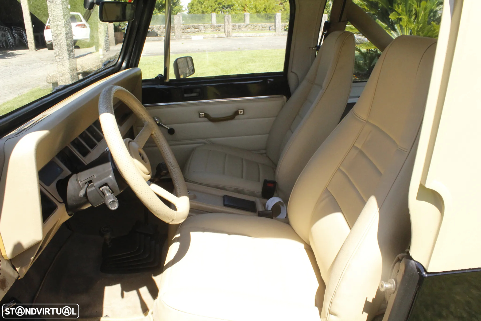 Jeep Wrangler - 13