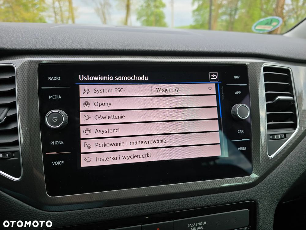 Volkswagen Golf Sportsvan 2.0 TDI SCR DSG Join - 22
