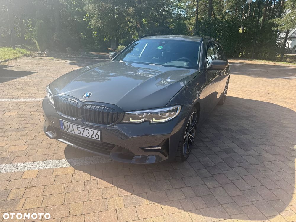 BMW Seria 3 318d MHEV Sport Line - 4